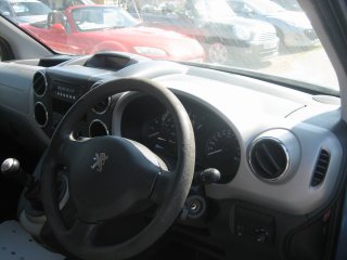 /photos/974/11c0e8a1-7859-0420-4193-f884829337e2_i320x240.jpg