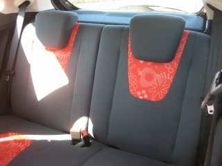 /photos/974/68a4f5ae-5762-aa14-e5e2-f66c0d9bacc6_i320x240.jpg
