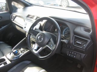 /photos/974/b02f30bd-8dd8-ada1-282a-eea9d6283bf6_i320x240.jpg
