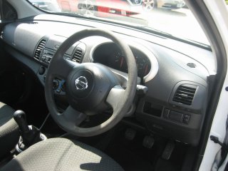 /photos/974/d30f5597-90ac-5ab3-2b1a-052a185d6ec4_i320x240.jpg